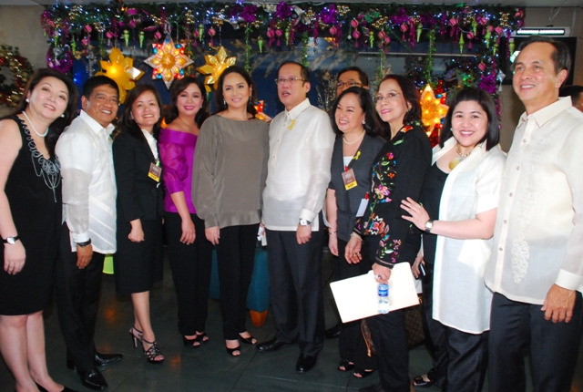 ABS-CBN-executives-with-PNoy