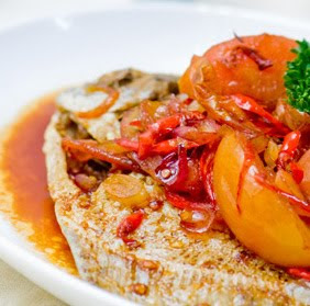 Fried Silver Pomfret with Tomato and Lime Sweet Sauce (Ikan Bawal Saus Asam Manis)