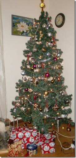 December 2011. 098