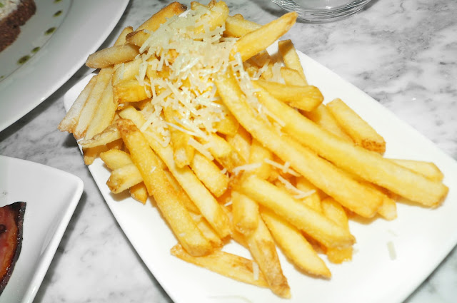 truffle chips at Dalloway Terrace