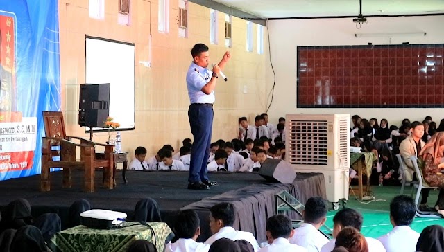 Pulang Kampung, Kepala Basarnas Bernostalgia sekaligus Beri Wawasan Kebangsaan siswa SMA N 1 Gombong