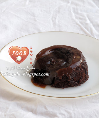 Eggless 1 minute Molten Lava Cake for Two مولتن كيك بدون بيض في دقيقة واحدة