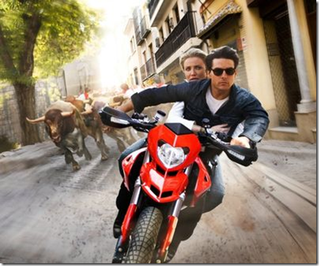 knight-and-day-cruise-diaz-bike-2