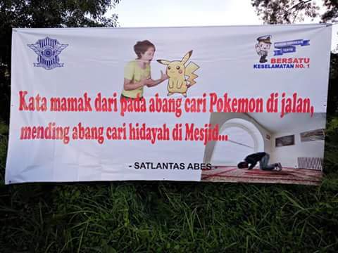 spanduk larangan pokemon