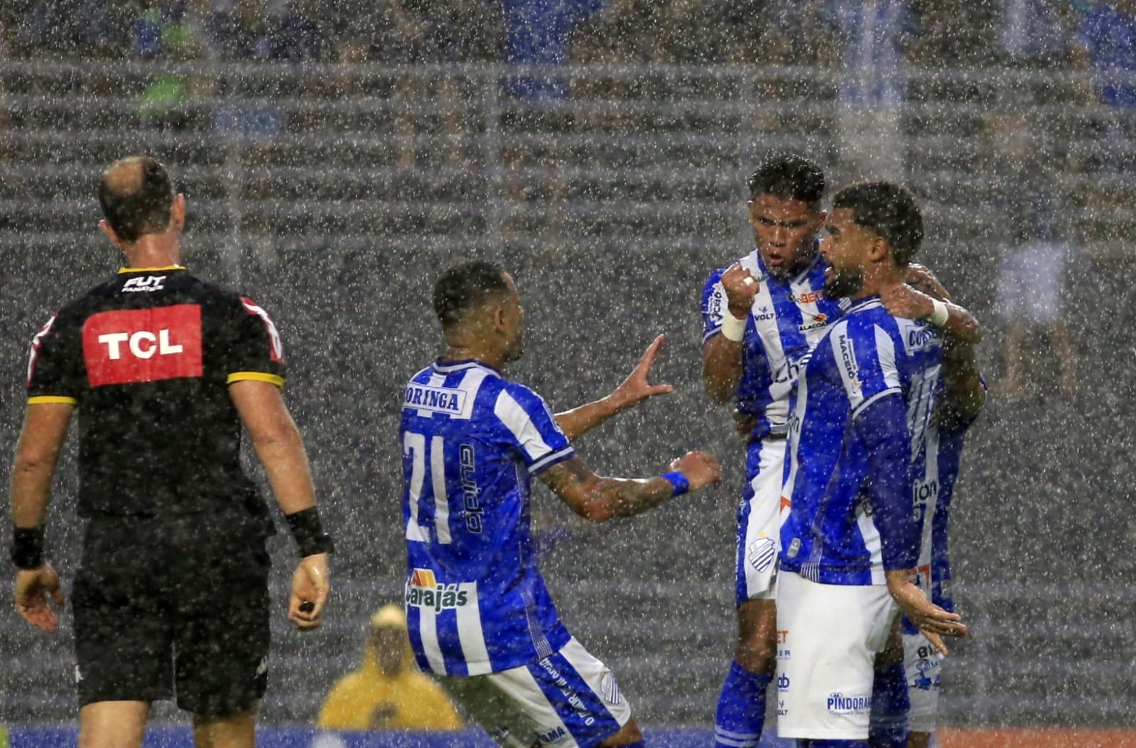 GazetaWeb - Série A: Corinthians cede empate ao Fluminense e vê Z4