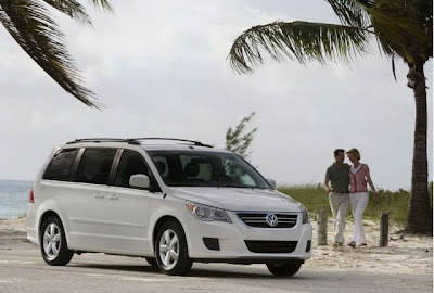 volkswagen routan white