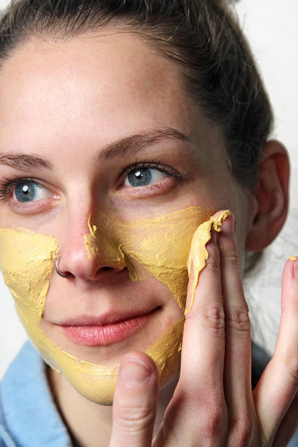 Potato and Turmeric Mask