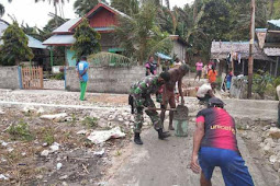 Adolof Kelmanutu Bersama Masyarakat Alusi Batjas Bangun Jalan