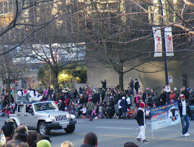 Santa Claus Parade, Vancouver, 2011, happy feet two