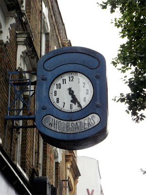 wholesalers clock stoke newington london