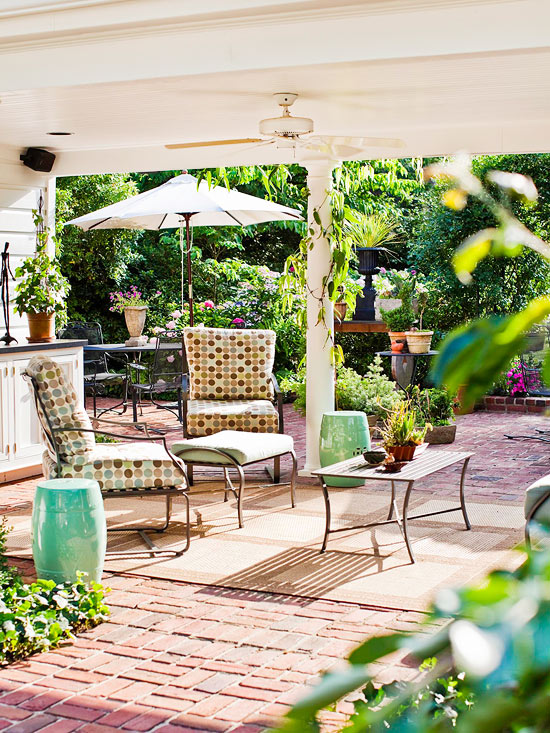 Patio Decorating Tips For Summer 2013 | Furniture Design Ideas