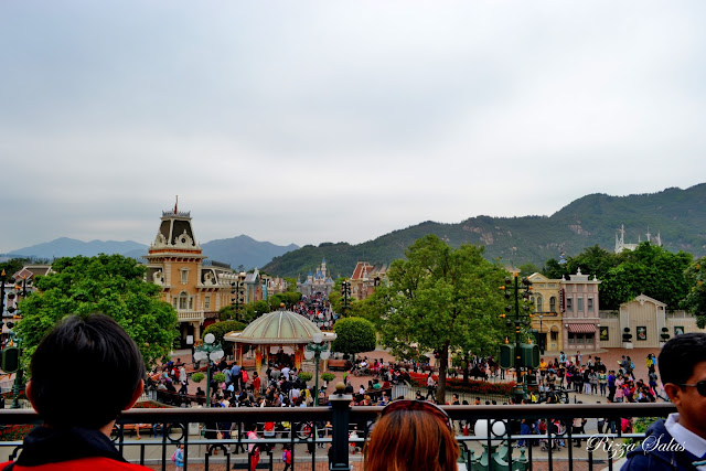 Hong Kong Disneyland (c) Rizza Salas