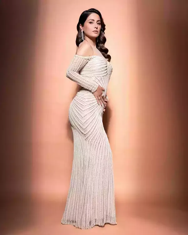hina khan white bodycon dress hot tv actress