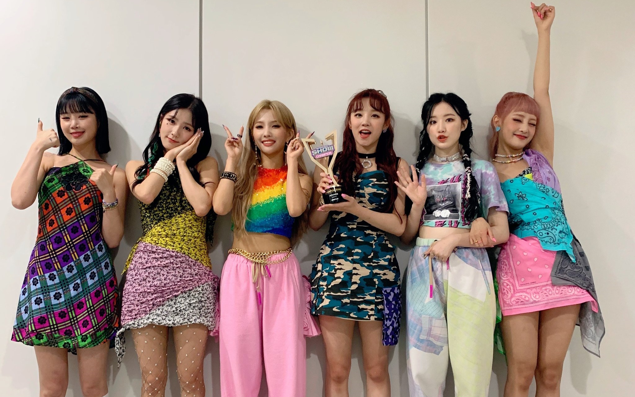 (G)I-DLE Takes Home The 1st Trophy For 'DUMDi DUMDi' on 'Show Champion'