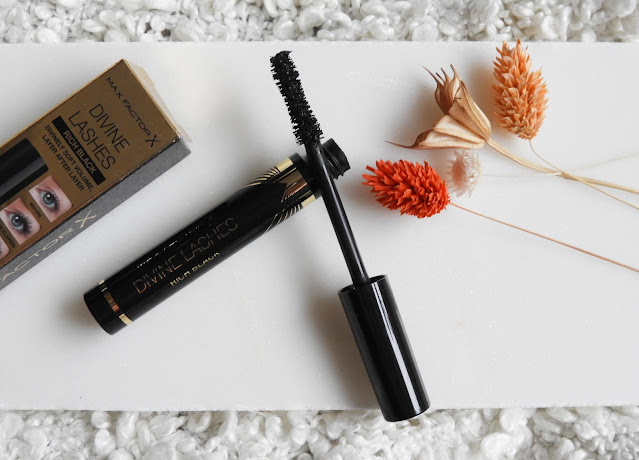 MaxFactor Divine Lashes mascara review