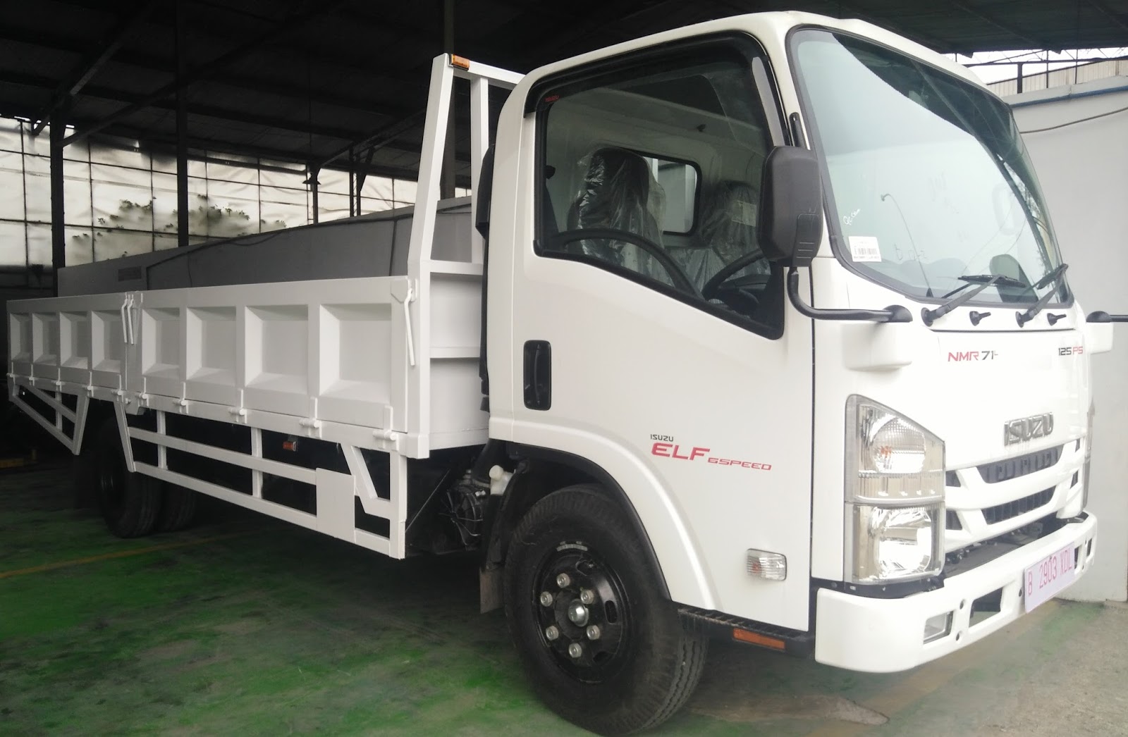 Variasi Mobil Truk Isuzu Terbaru Sobat Modifikasi