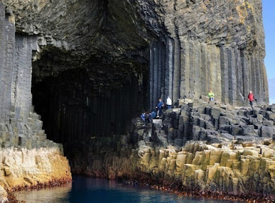пещера в Шотландии