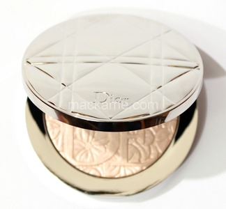 c_GlowingPinkDiorskinNudeAirIluminatingPowder4