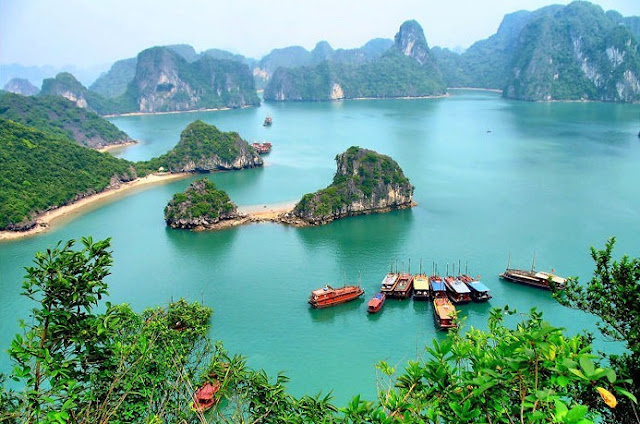 Ha Long Bay