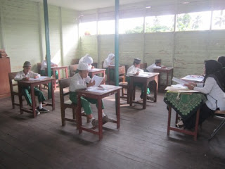 Pelaksanaan Ujian Sekolah/Madrasah (US/M) TP 2015/2016