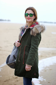 Gamp parka, Givenchy Nightingale bag, Oakley green sunglasses, Fashion and Cookies, fashion blogger