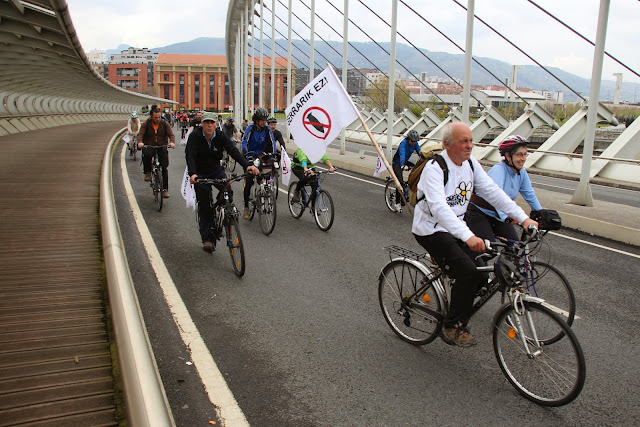 Marcha ciclista antimilitar de 2015