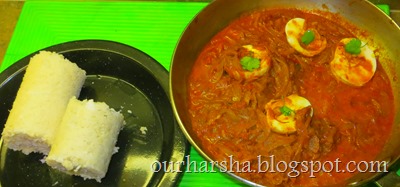 Rice Flour Puttu (Ari puttu) and Egg curry  (1)
