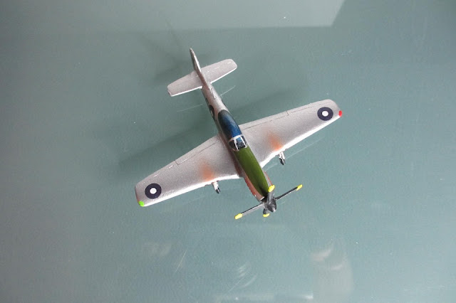 1/144 North American P-51 Mustang diecast metal aircraft miniature