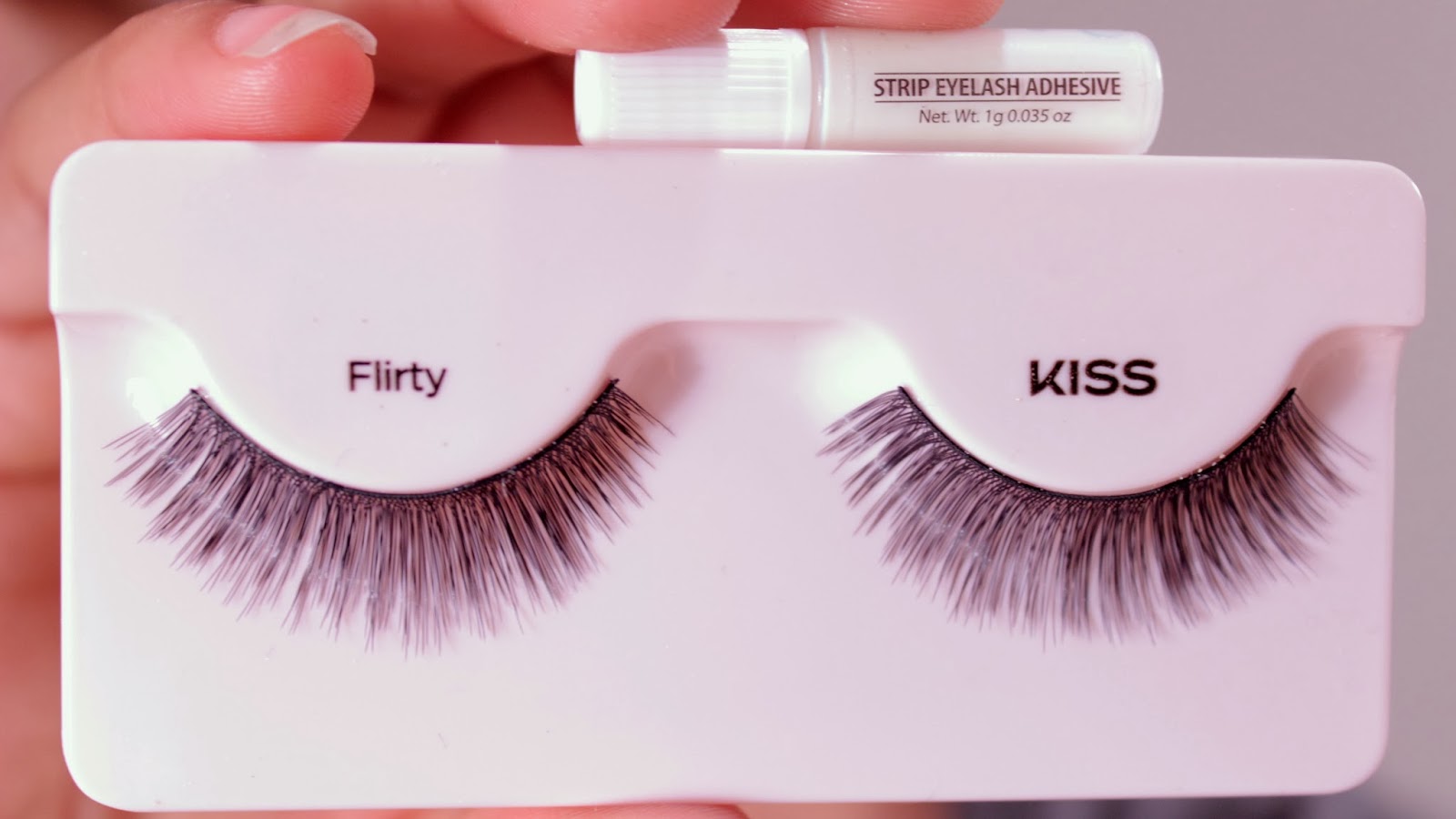 Kiss Looks So Natural Lashes comes with adhesive glue too!