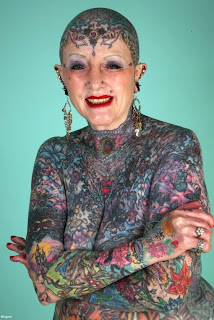 29 the worlds most tattooed 25 Perempuan yang Paling Extreem di Dunia 