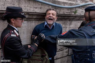 Risultati immagini per proteste anti trump a roma 24 maggio 2017 marco palombo