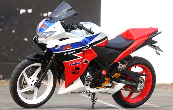 Kumpulan Gambar Modifikasi Motor Honda CBR 250R Terbaru