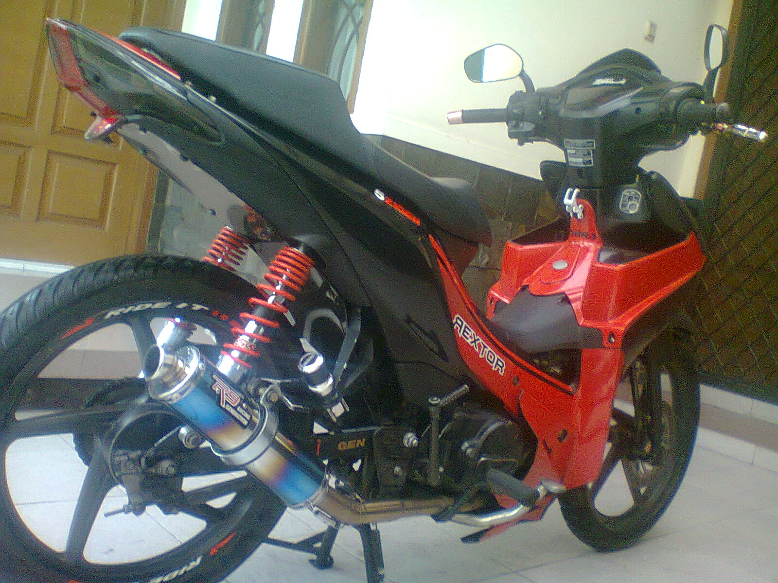 DINO Revo Modifikasi Absolute Revo VERSI 3