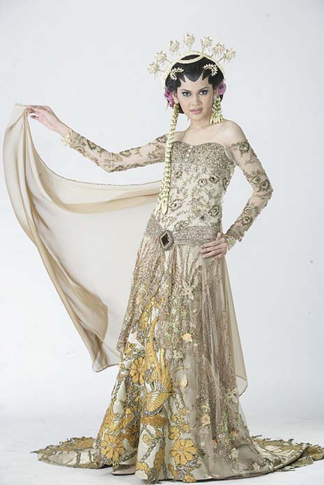 seputar bunda Keanggunan Gaun Pengantin Kebaya Modern seputar bunda Keanggunan Gaun Pengantin Kebaya Modern