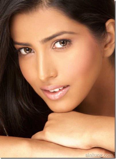 Manasvi-Mamgai-03