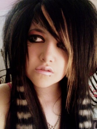 emo girl haircut 2012