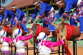 Macam macam Budaya di Indonesia SENI TARI BANTEN 