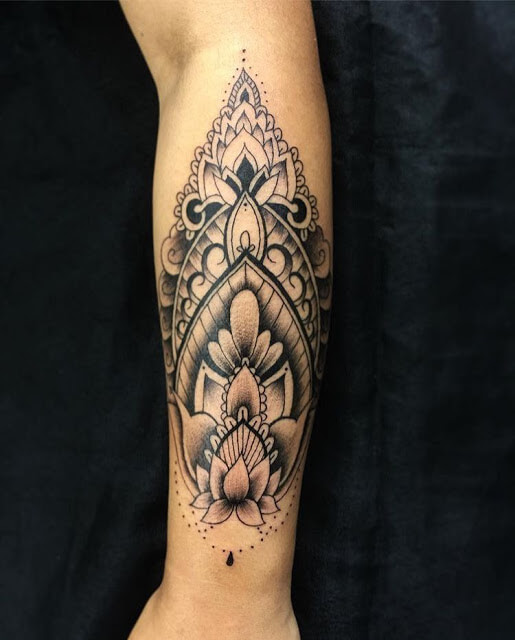 Tatuagem Lótus Indiana