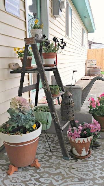 Ideas for Incorporating Vintage Into Outdoor Spaces