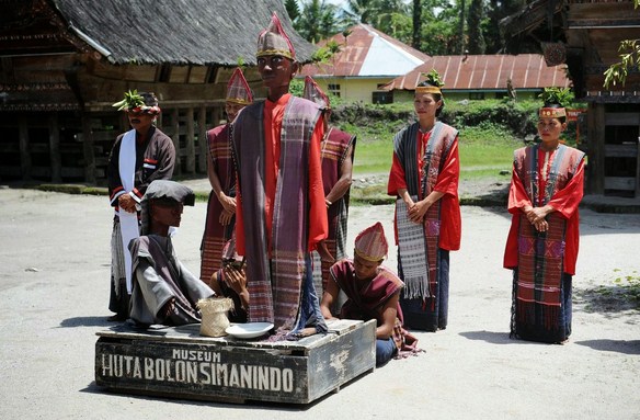 Patung Sigale-Gale - Dongeng Indonesia ~ Dongeng Anak-anak 