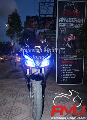 Night Blue projie