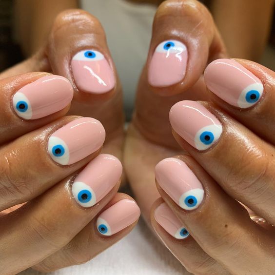 eyeball manicure eyeball nail art tendenza unghie unghie occhi tendenze unghie 2020 beauty tips consigli beauty mariafelicia magno fashion blogger color block by felym fashion blogger italiane