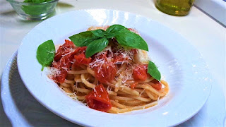 pasta with tomatoes and basil video