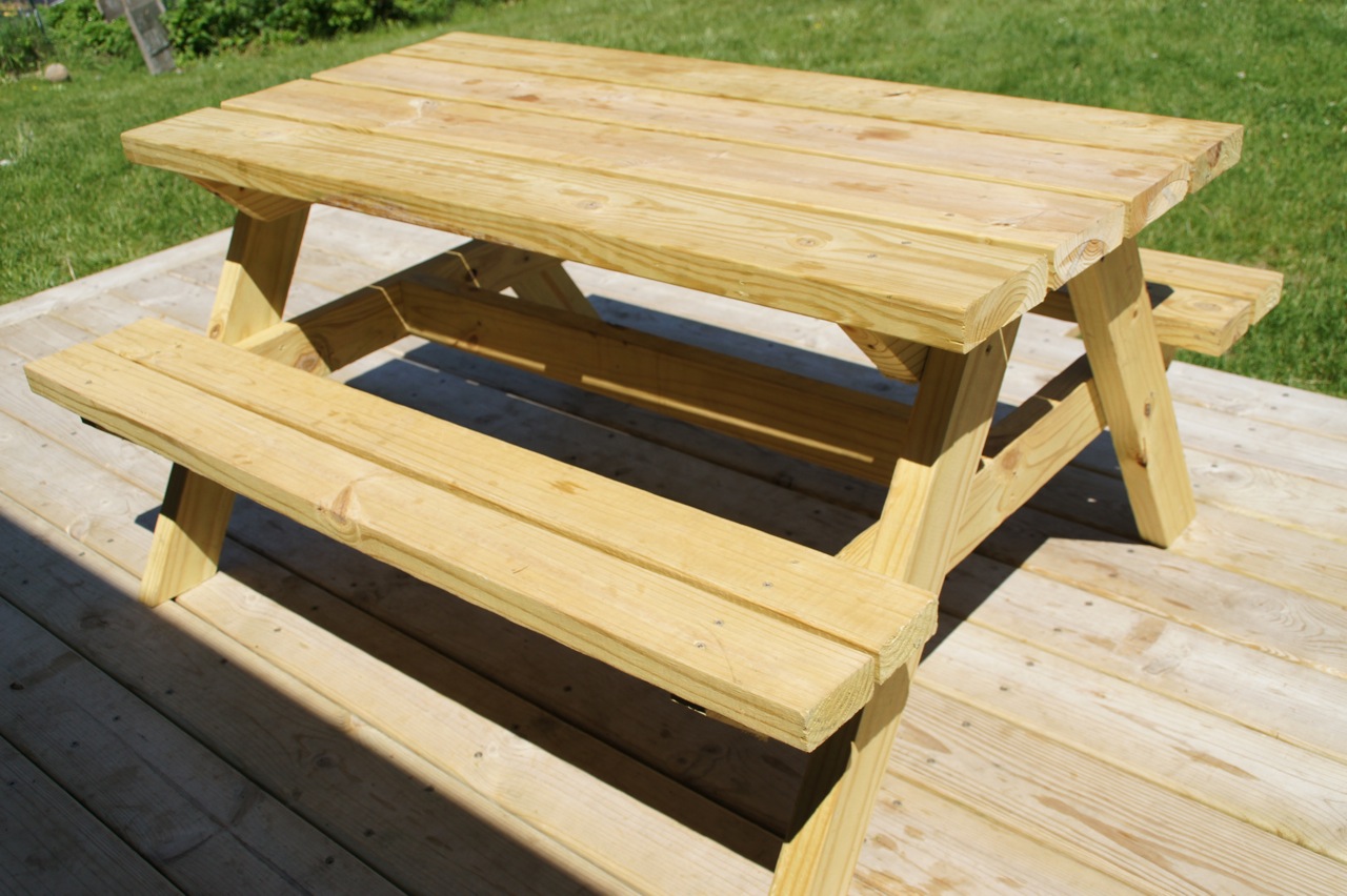 Do It Yourself Shed Building Plans: 8 Foot Picnic Table 