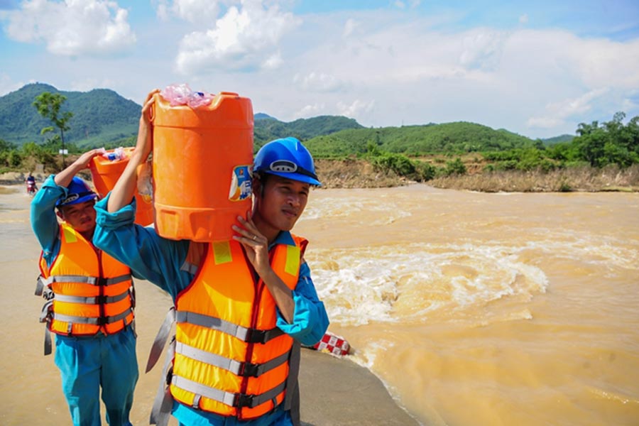 Quá trình chuẩn bị ứng phó với bão số 5 của Viettel tại các tỉnh miền Trung