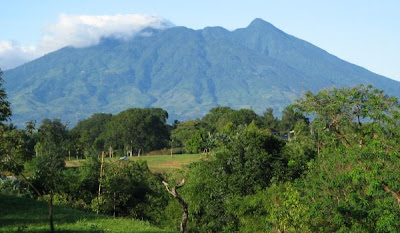 Wisata ke Gunung Salak