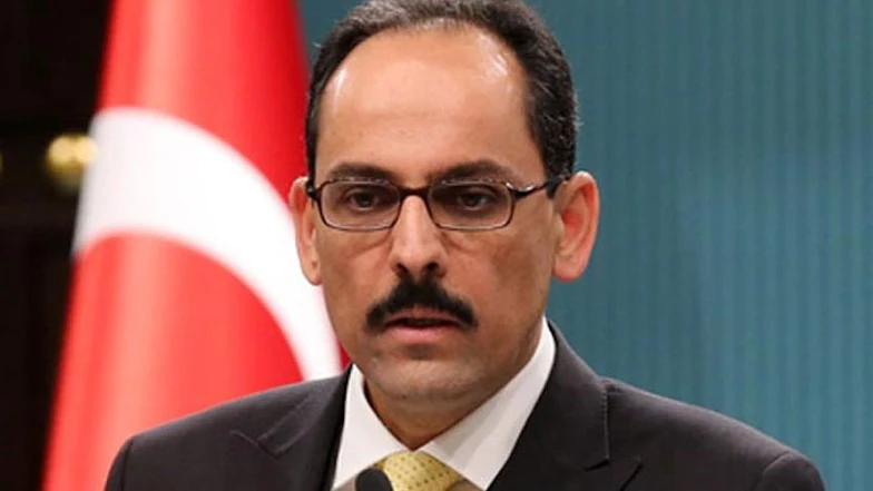 İbrahim Kalın kimdir? aslen nereli? mesleği görevi ne? kaç yaşında? eşi kim? çocukları kim? Cumhurbaşkanlığı Sözcüsü Prof. Dr. İbrahim Kalın biyografisi ve hayatı hakkında bilgi.