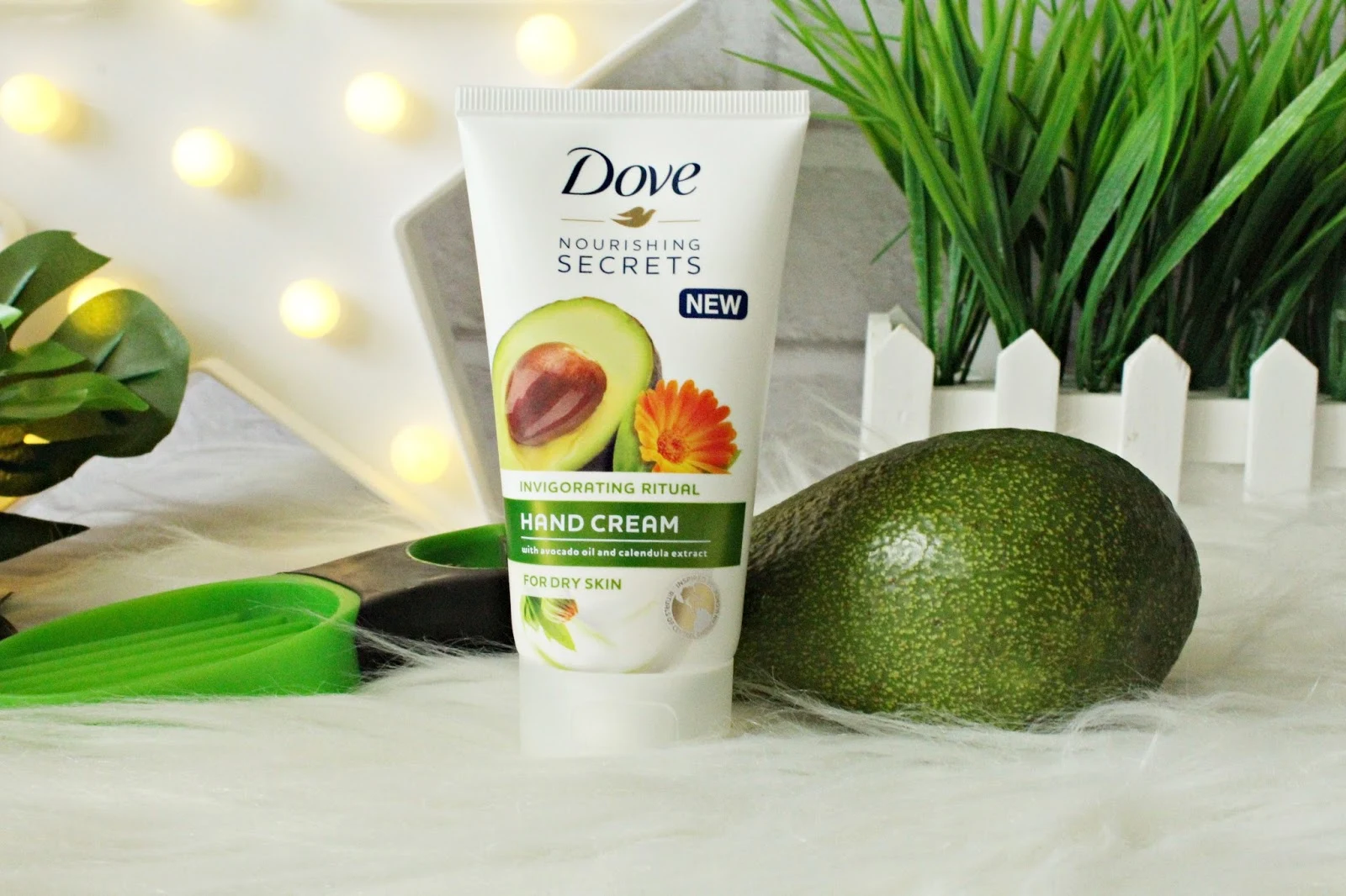 Dove, Nourishing Secrets, Invigorating Ritual - krem do rąk