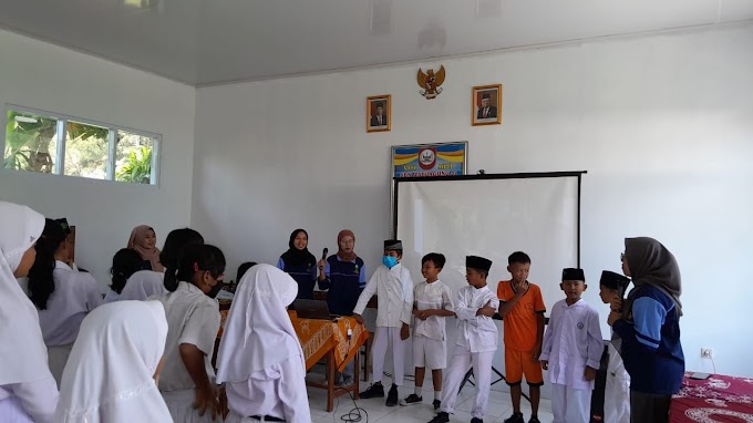 Jaga Kebersihan Lingkungan Sekolah, KKN UIN Walisongo Adakan Giat Peduli Sampah