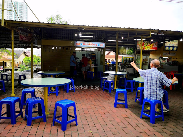 Pasar-Kia-Char-Kuey-Teow-Cedar-Point-JB-巴沙仔炒粿条面